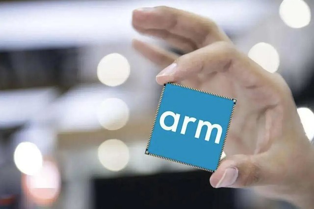 国产ARM架构芯片性能提升9倍！